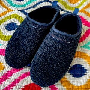 Men’s Bombas Sunday Slippers size 12.